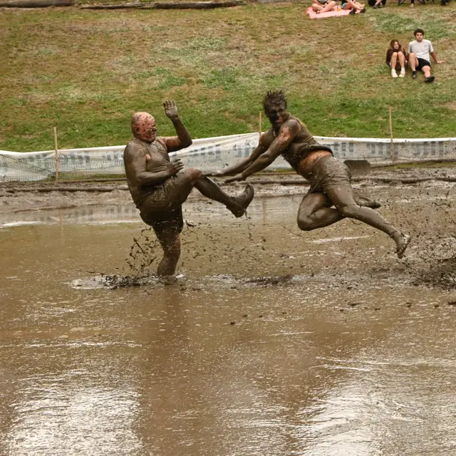 North Shore Mud Sharks photo 30